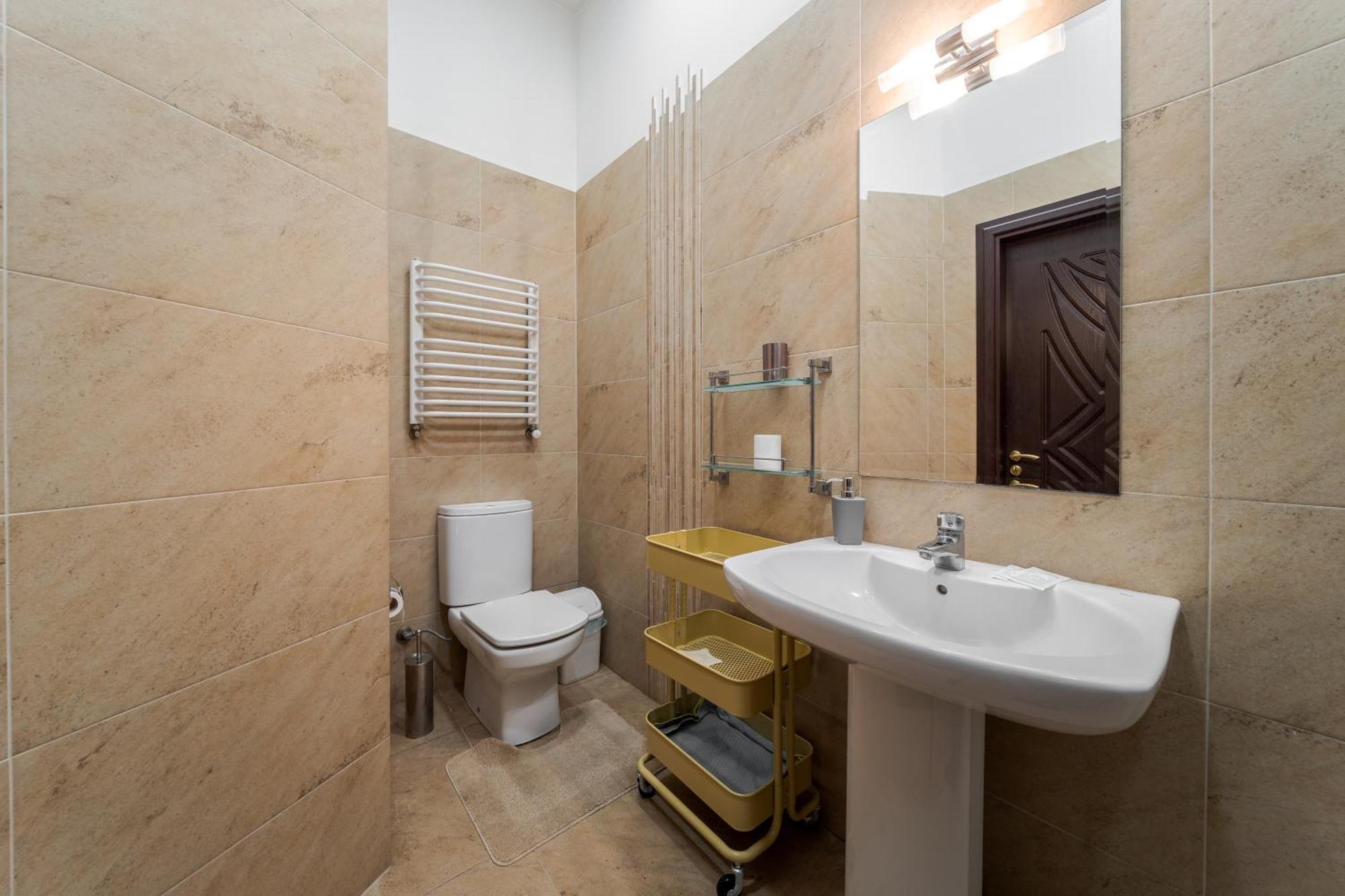 Апартаменти На Площі Ринок, 20 Lviv Exterior photo